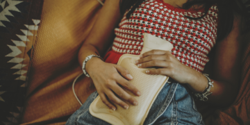 Your Friends Swear Their Periods Sync Up. I Asked Experts for the Truth.