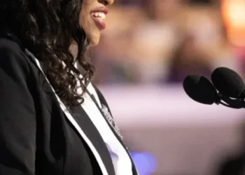 Rep. Jasmine Crockett schools GOP member for attacking wrong lawmaker