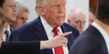 ‘Clear cognitive decline’: Mockery pours in after Trump polls followers on Dem insult