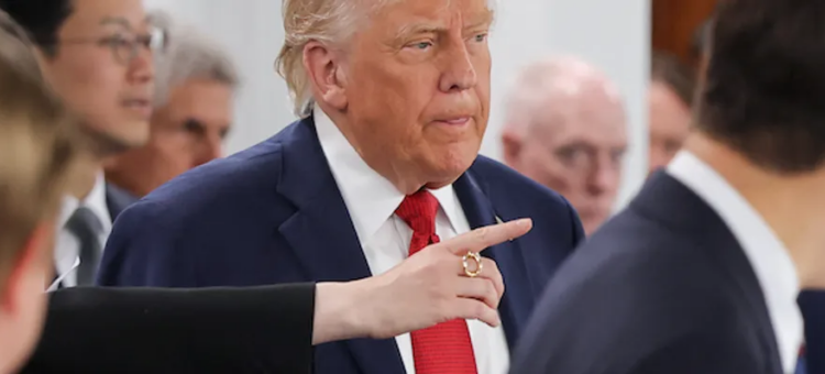 ‘Clear cognitive decline’: Mockery pours in after Trump polls followers on Dem insult