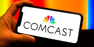 Comcast and NBCUniversal to Split Into 2 Companies