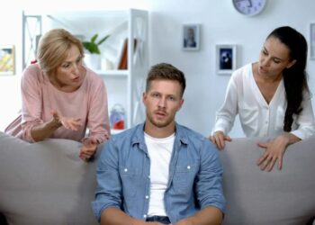 Dear Abby: My son’s controlling wife is destroying our family