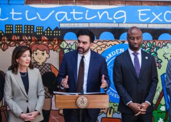 NYC taxpayers could be on the hook for $21M teacher bonuses under Mamdani, UFT class size deal