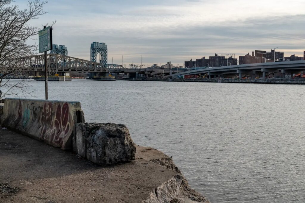 Jet ski driver arrested for drunken  crash that killed woman, 26, near Randall’s Island