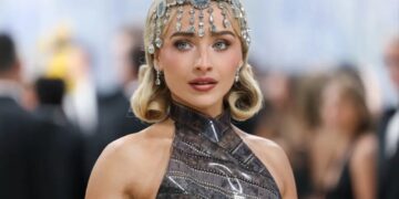 Sabrina Carpenter gets 5-year restraining order against man she said tried to enter her home