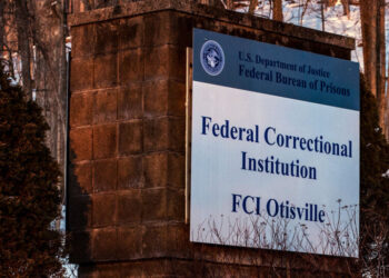 Trump Administration Shuttered a Criminal Probe Into Fraudster’s Clemency