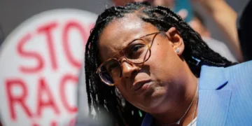 Pregnant congresswoman facing 17 years for jail confrontation gets her day in court