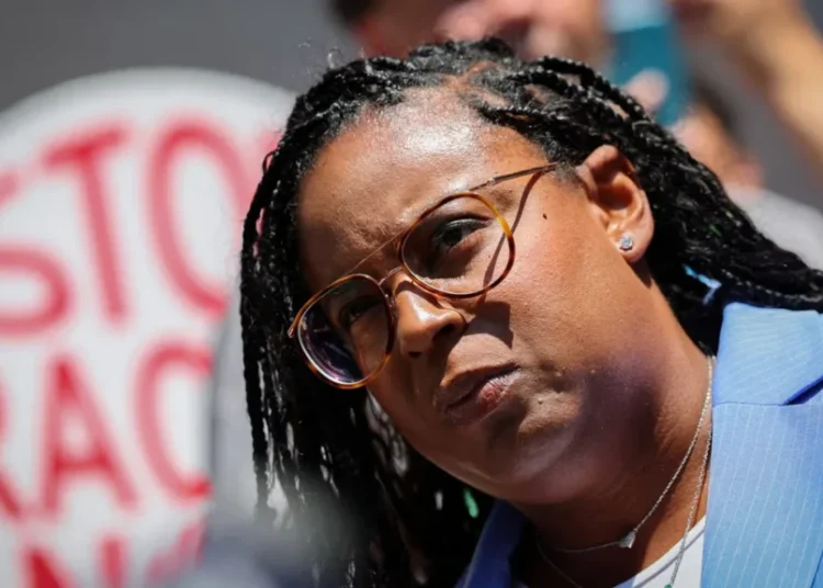 Pregnant congresswoman facing 17 years for jail confrontation gets her day in court