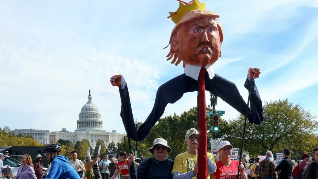 The bizarre plaudits fawning Republicans offered Trump on White House return: new book