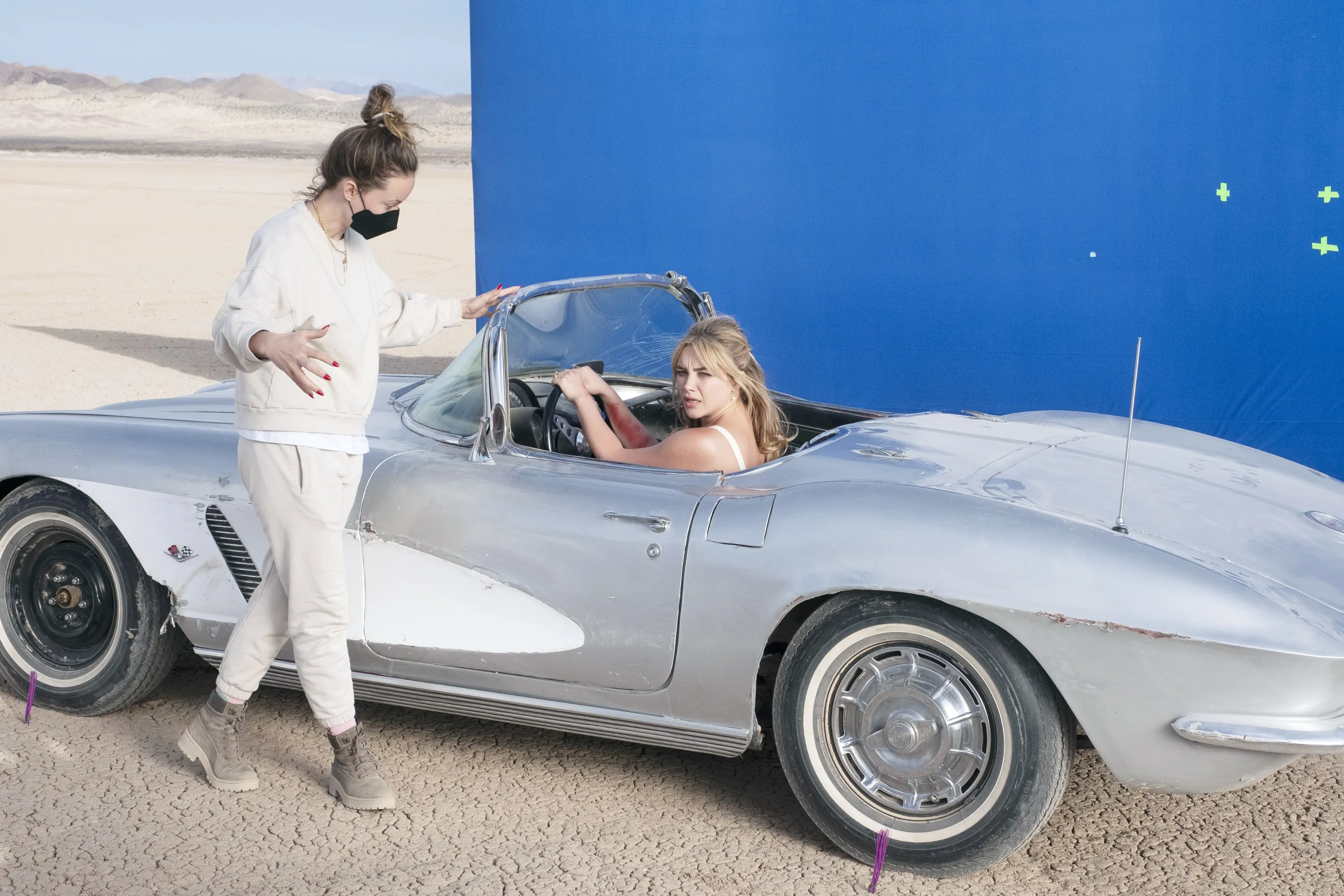Director Olivia Wilde and Florence Pugh on set of