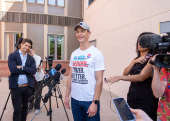 Democrats see the stars aligning in Iowa