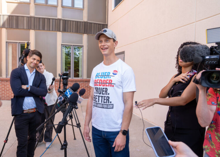 Democrats see the stars aligning in Iowa