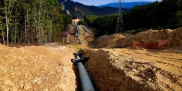 Alarms sound as America’s biggest oil hub dangerously close to a tipping point: report
