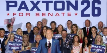 Steve Bannon makes a staggering prediction about the midterms