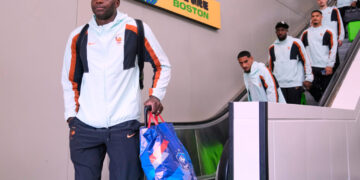Visa chaos frustrates soccer fans
