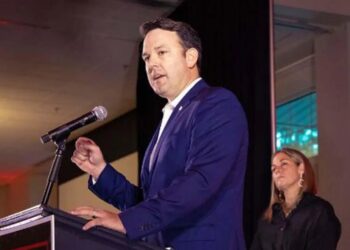 Trump rebuked in Georgia as voters back billionaire in GOP governor’s runoff