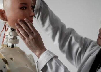 Smartphones broke dating. AI might finish the job.