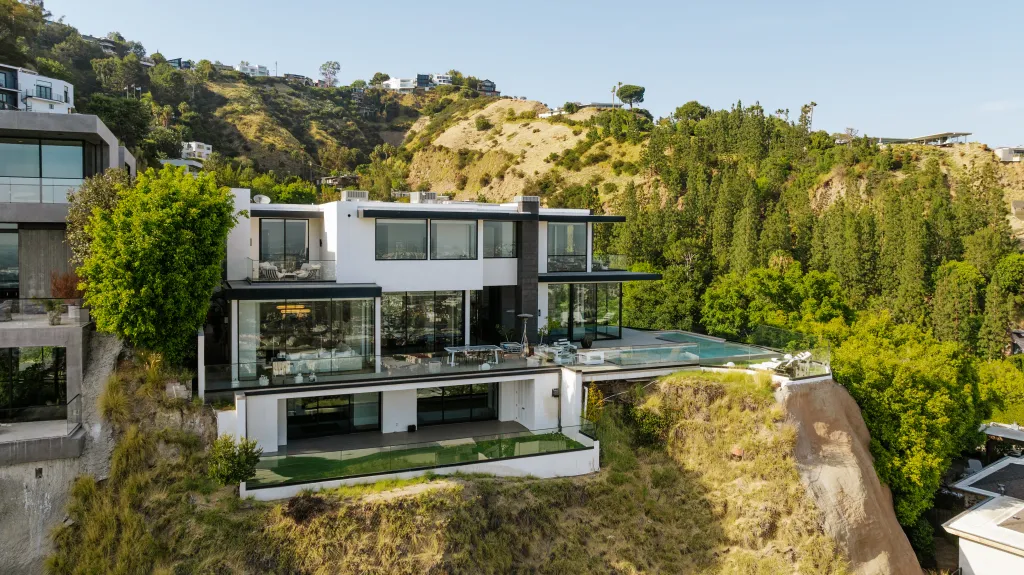 The panoramic views run from the city skyline to the Pacific Ocean