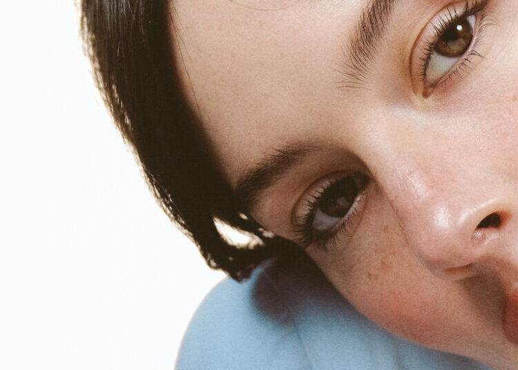 The Semi-Charmed Life of Gracie Abrams, Pop’s Mischievous Middle Child