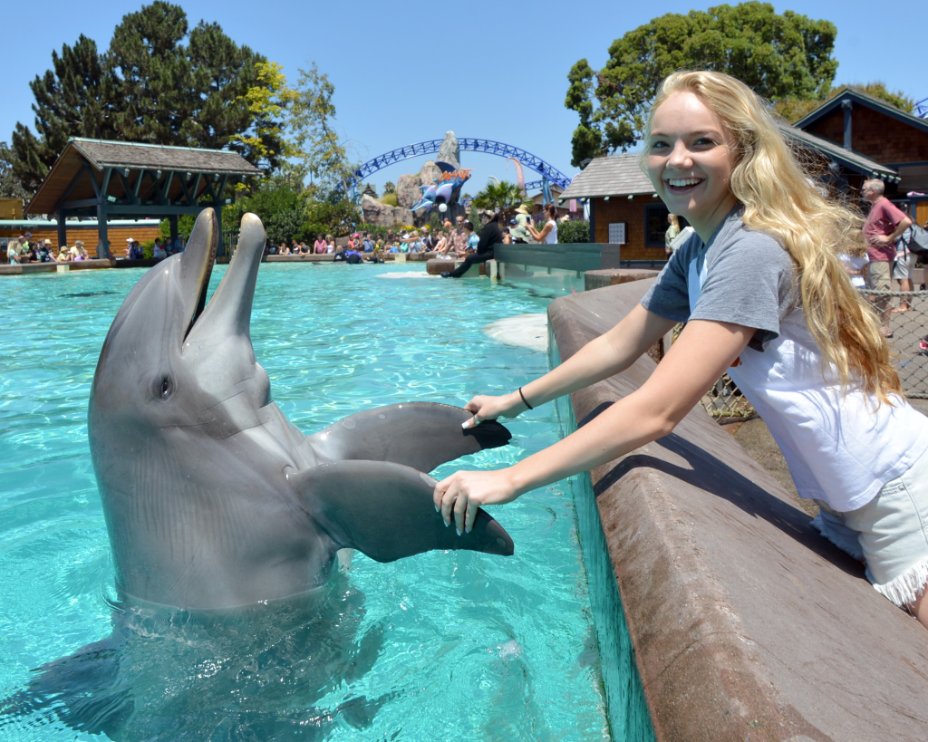 Danielle Bradbery, winner of 