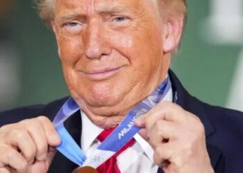 ‘Yikes!’ Alex Witt stunned as lawyer flags Trump’s staggering ‘insider dealing’ scandal