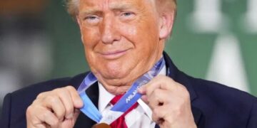 ‘Yikes!’ Alex Witt stunned as lawyer flags Trump’s staggering ‘insider dealing’ scandal