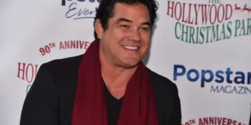 ‘Not the picture to show’: MAGA movie star mocked over revealing pic making Trump look bad