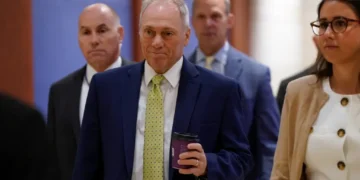 House GOP defectors advance labor petition — hours after leaders begged them to stop