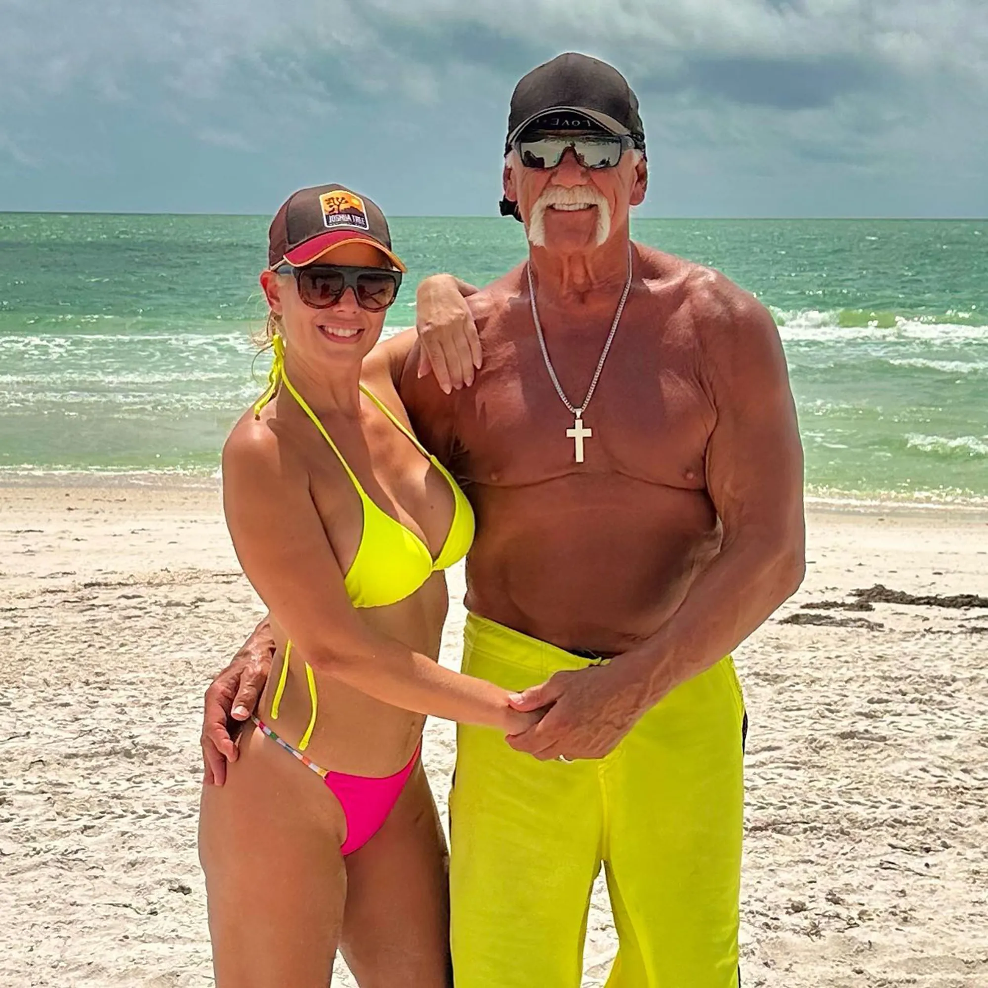 Hulk Hogan and Sky Daily on the beach.