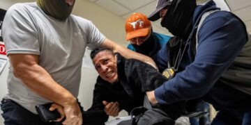 Trump admin blocked from blindsiding immigrants at courthouses in scathing ruling