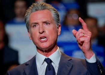 Newsom drops bombshell that Trump DOJ is now investigating him and his wife