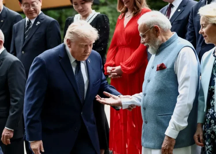 ‘Pure cinema’: Internet reacts as wobbly Trump leans on foreign leader at G7
