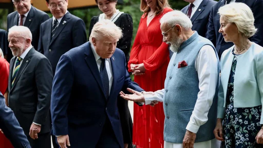 ‘Pure cinema’: Internet reacts as wobbly Trump leans on foreign leader at G7