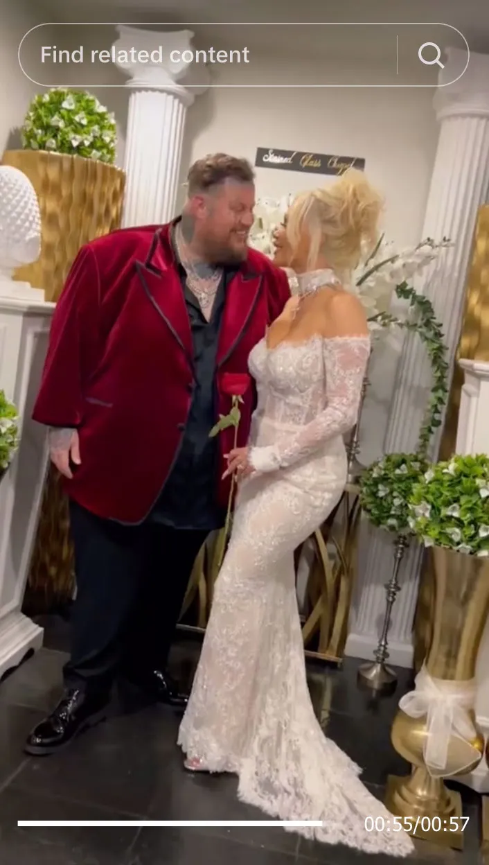 Jelly Roll and Bunnie XO at their vow renewal.
