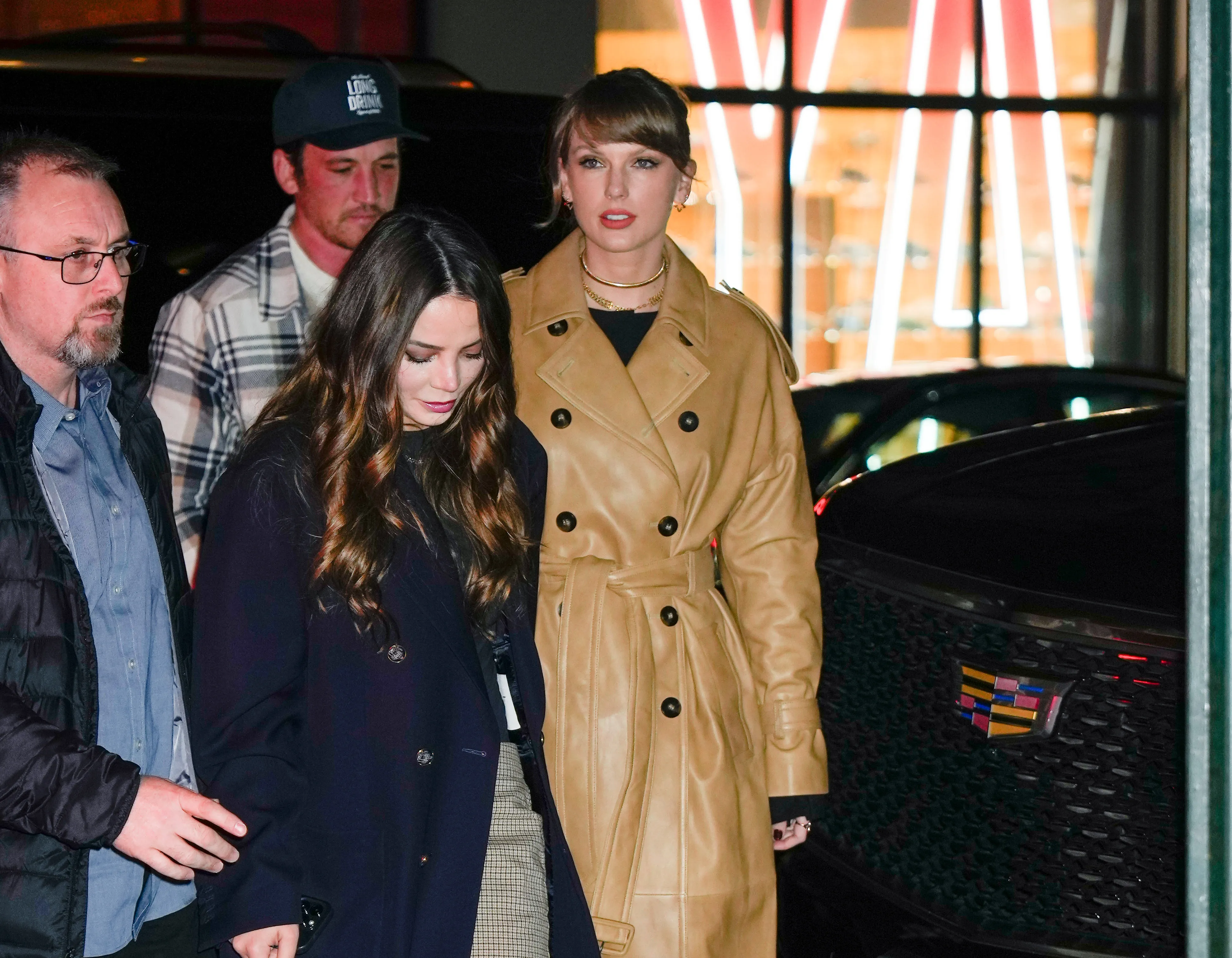 Keleigh Teller and Taylor Swift in 2023.
