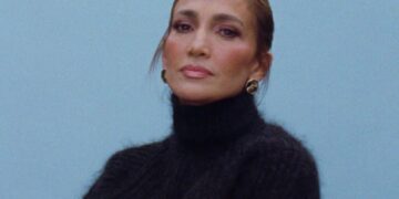 For Jennifer Lopez and Brett Goldstein, Romance Is Everything
