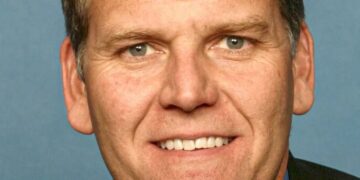 ‘This is gender affirming care’: Dem opponent mocks Republican’s muscled-up AI photo