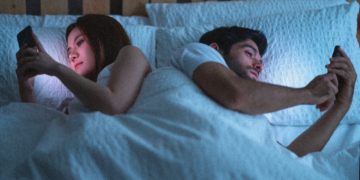 Your Smartphone May Be Killing Your Sex Life, Researchers Say