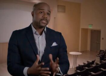 Son of Nigerian immigrants credits parents for instilling American dream in him: ‘I absolutely believe’