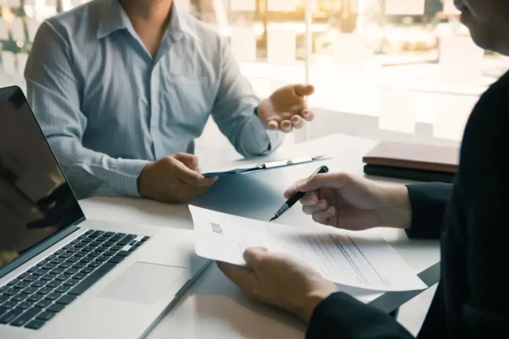 Job seeker uses uncomfortable tactic to get $12K higher offer: ‘It is a game of chicken’