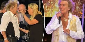 Rod Stewart stops Utah concert to use oxygen tank onstage after nearly fainting