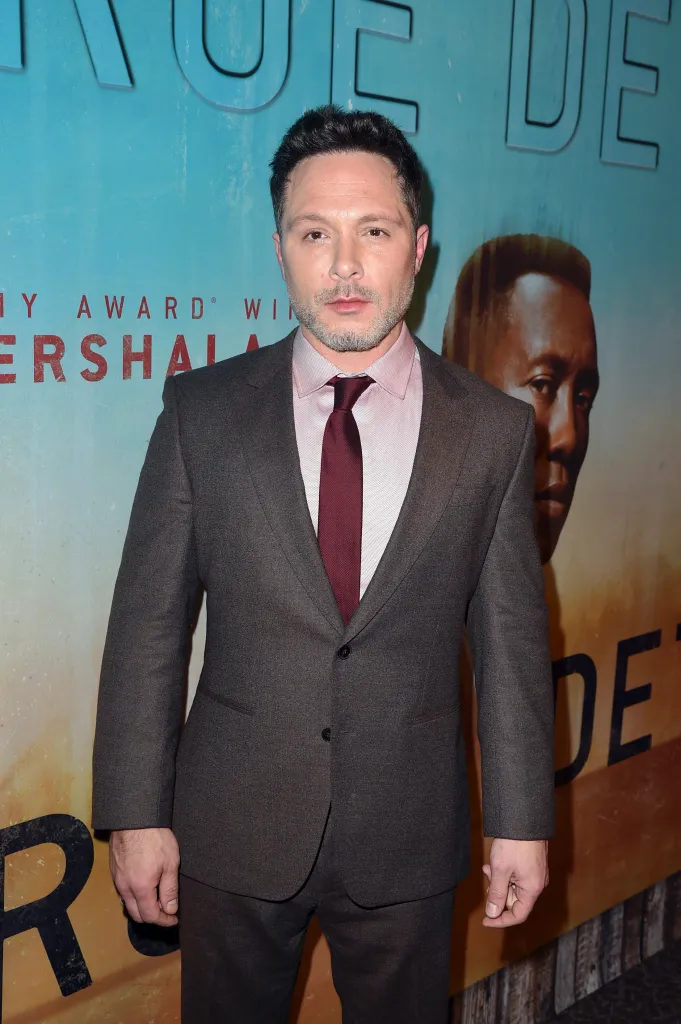 Nic Pizzolatto posing at the premiere of 