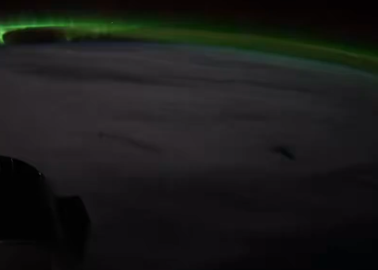 NASA Astronaut’s Video Captures Snaky Southern Lights From Space Station