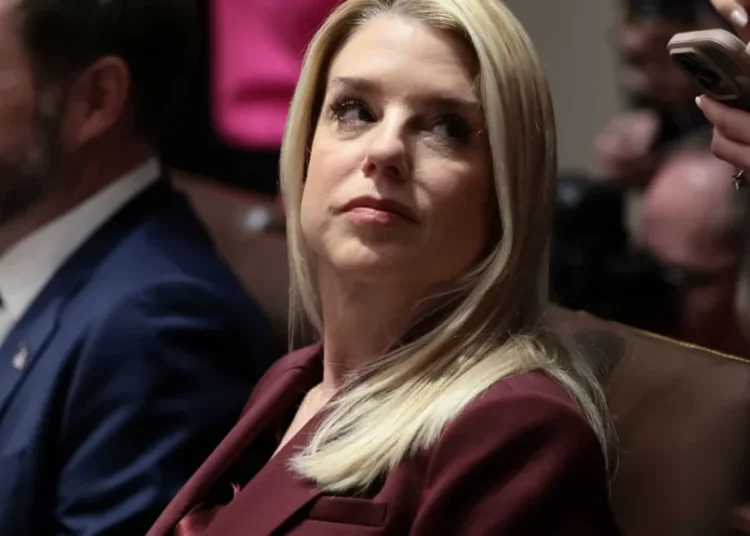 ‘Give me a break!’ Lawmaker busts out laughing on MS NOW over Pam Bondi’s scapegoat tactic