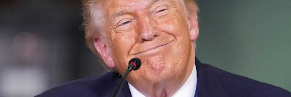 Trump’s flailing Reflecting Pool narrative astounds analysts: ‘Going to get more stupid’