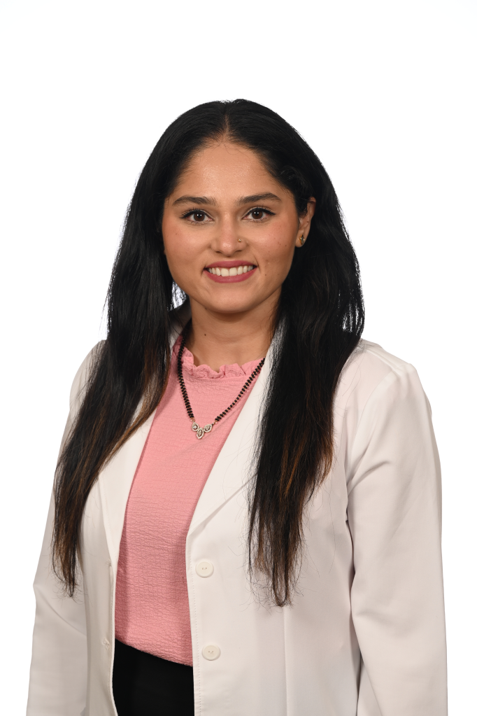 Headshot of Pediatrician Gayathri Kapoor smiling.