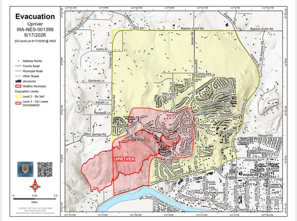 Map showing the UPRIVER area with a wildfire perimeter, marked with evacuation levels.