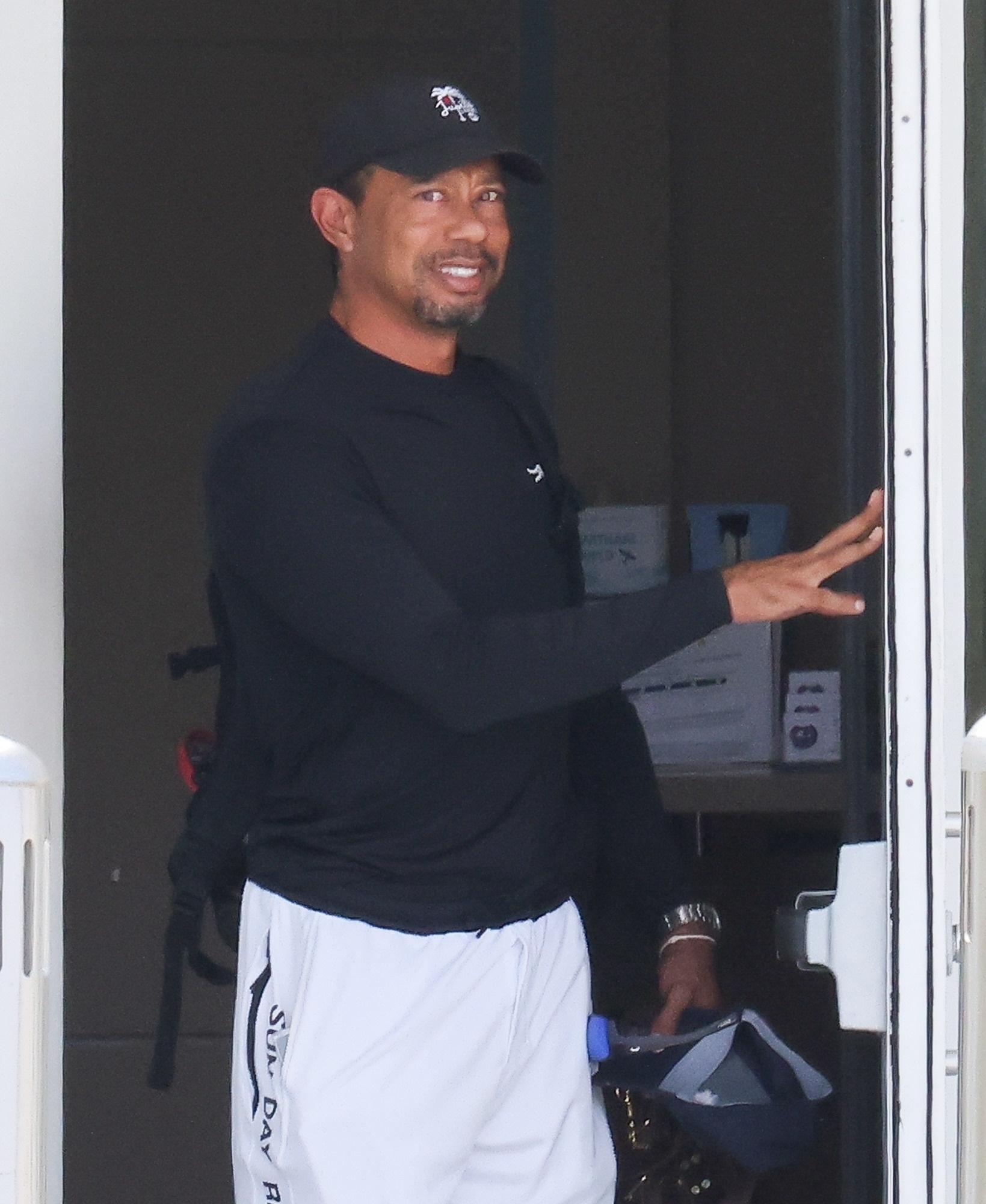Tiger Woods returning home after completing rehabilitation.