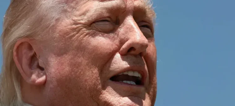 Trump mocks MAGA loyalists and ‘declares his donors stupid’ in latest cash grab: analyst