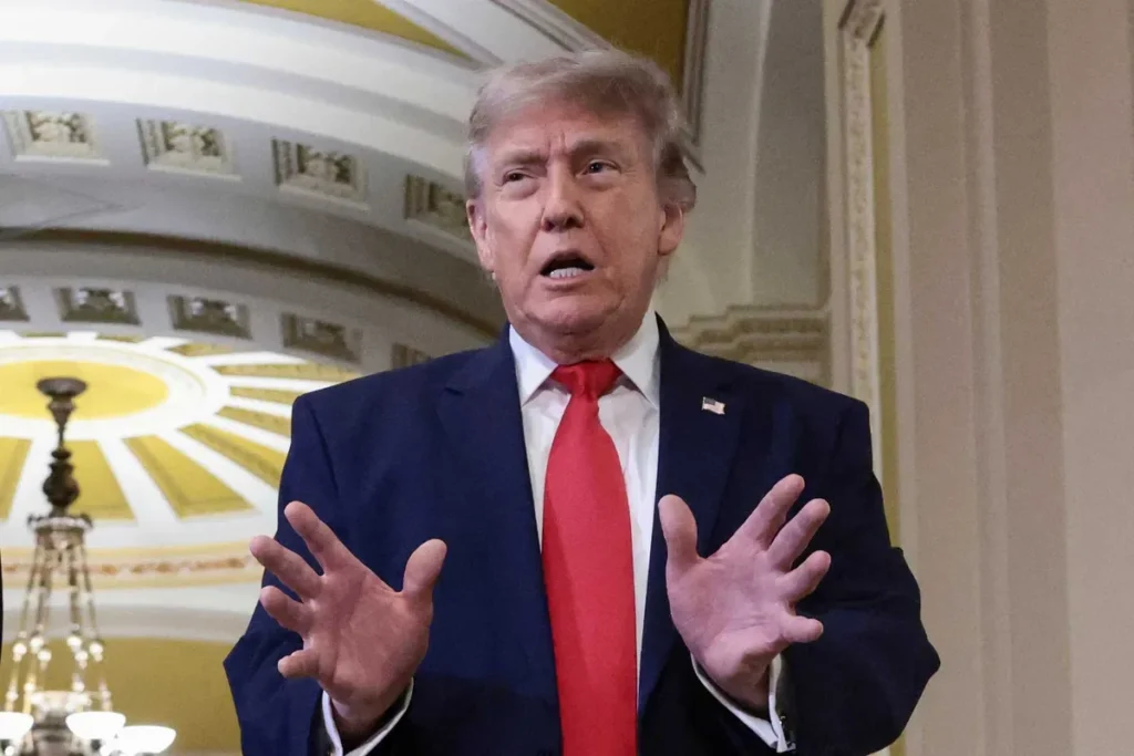 Jim Acosta warns ‘vandal’ Trump could be ‘credibly accused’ of damaging federal property
